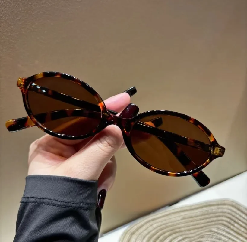 Yeni Oval Şekilli Güneş Gözlüğ - Women Fashion Glasses incelemesi ve fiyatı